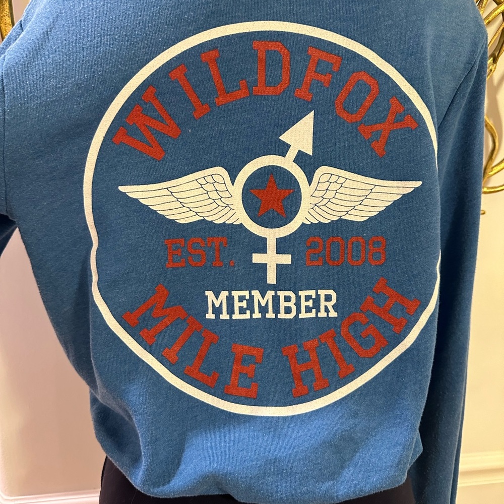 WILDFOX mile high club hooded sweatshirt - Picture 4 of 11